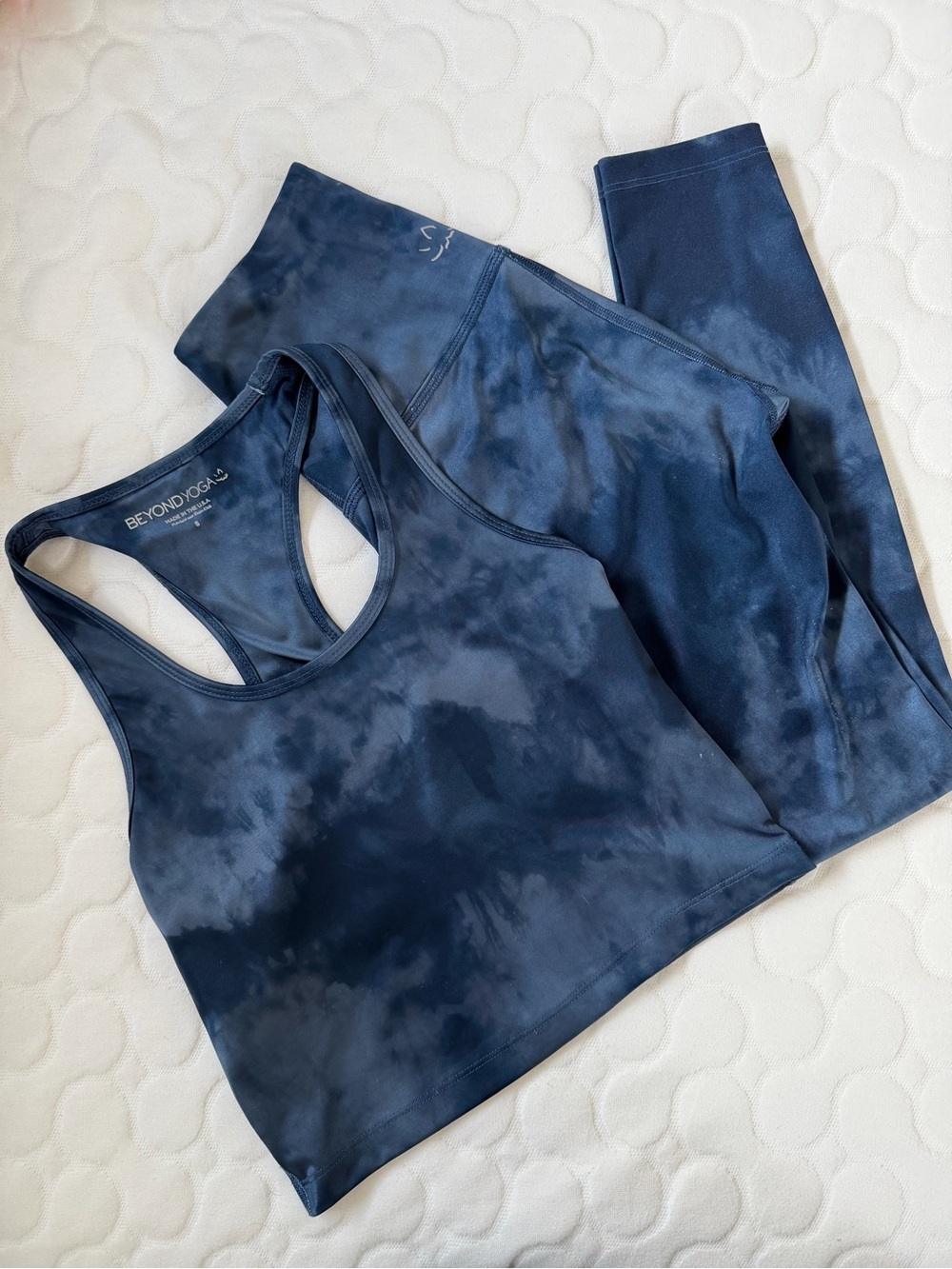 Beyond Yoga Navy Tie-Dye Racerback Sports Bra & High-Rise Leggings
